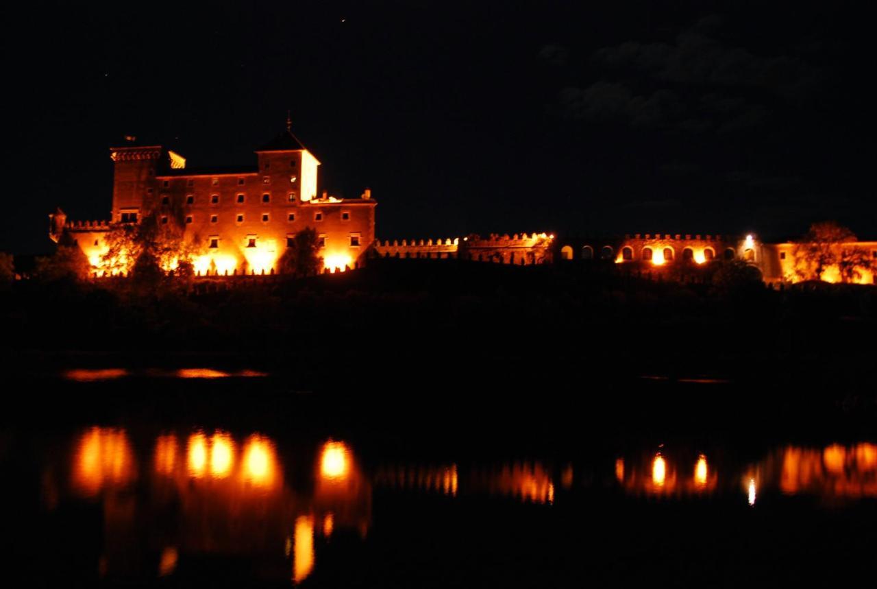 Castell De Riudabella Apartment Vimbodi I Poblet Exterior photo